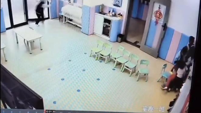 后续来了！网友表示：这嘉奖是不是低了麻将胡了试玩地震中高中生背起同学逃生(图17)